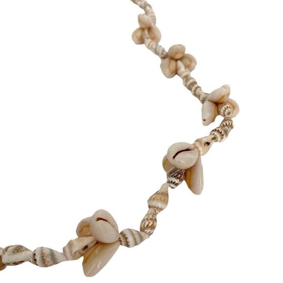 Women Bohemian Sea Shell Decor Long Necklace - Picture 3 of 4